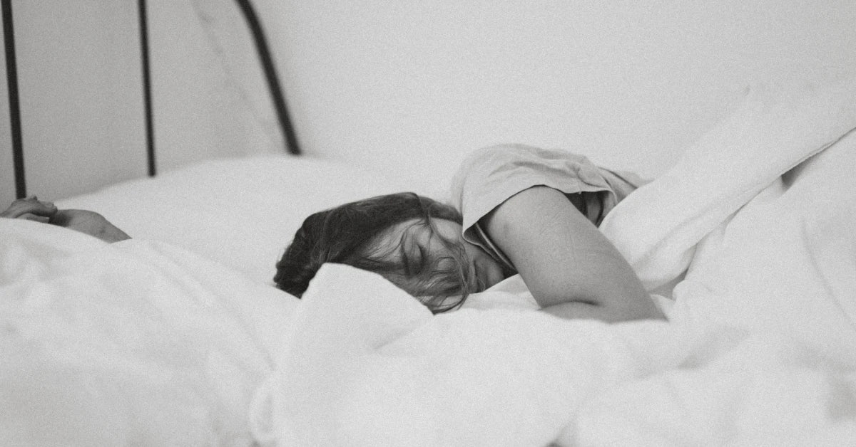 Best Ways to Sit and Sleep with SI Joint Pain