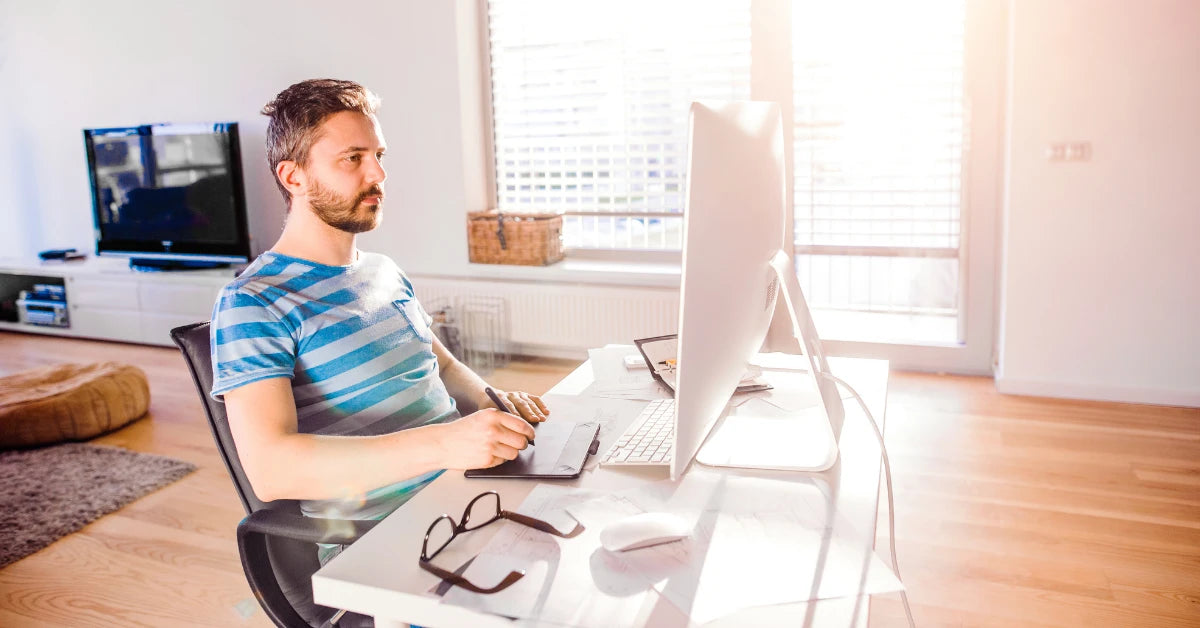 5 Ways to Reduce Hip Flexor Pain When Sitting at Your Desk